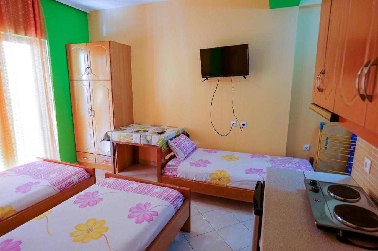 Vila Lida Sarandë Exteriör bild