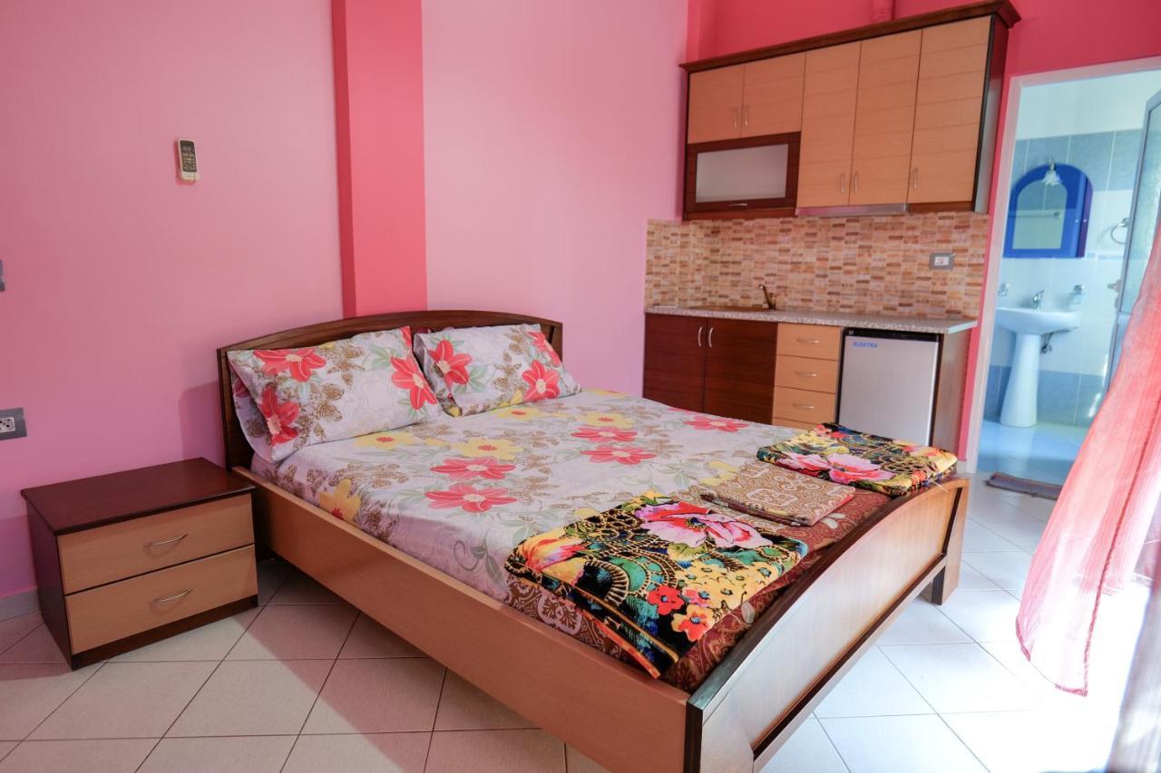 Vila Lida Sarandë Exteriör bild