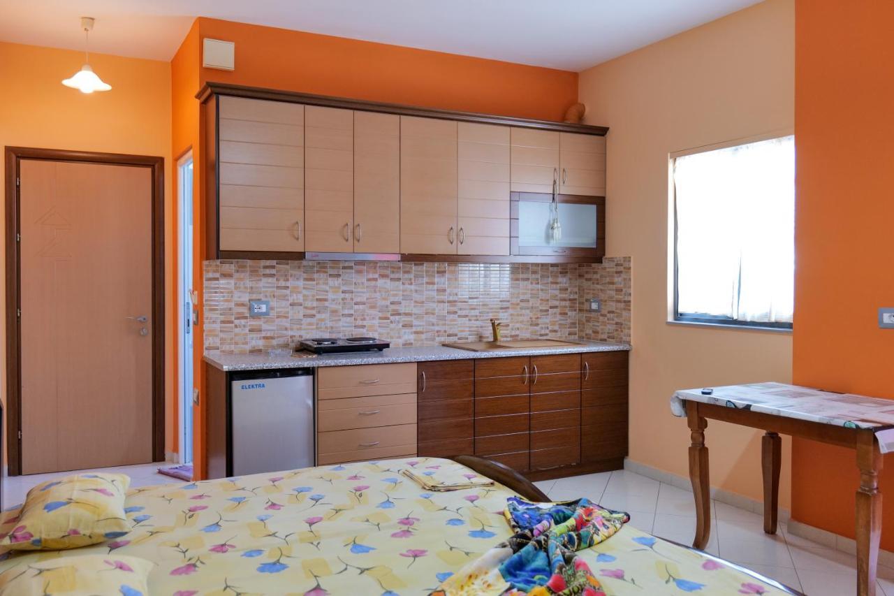 Vila Lida Sarandë Exteriör bild