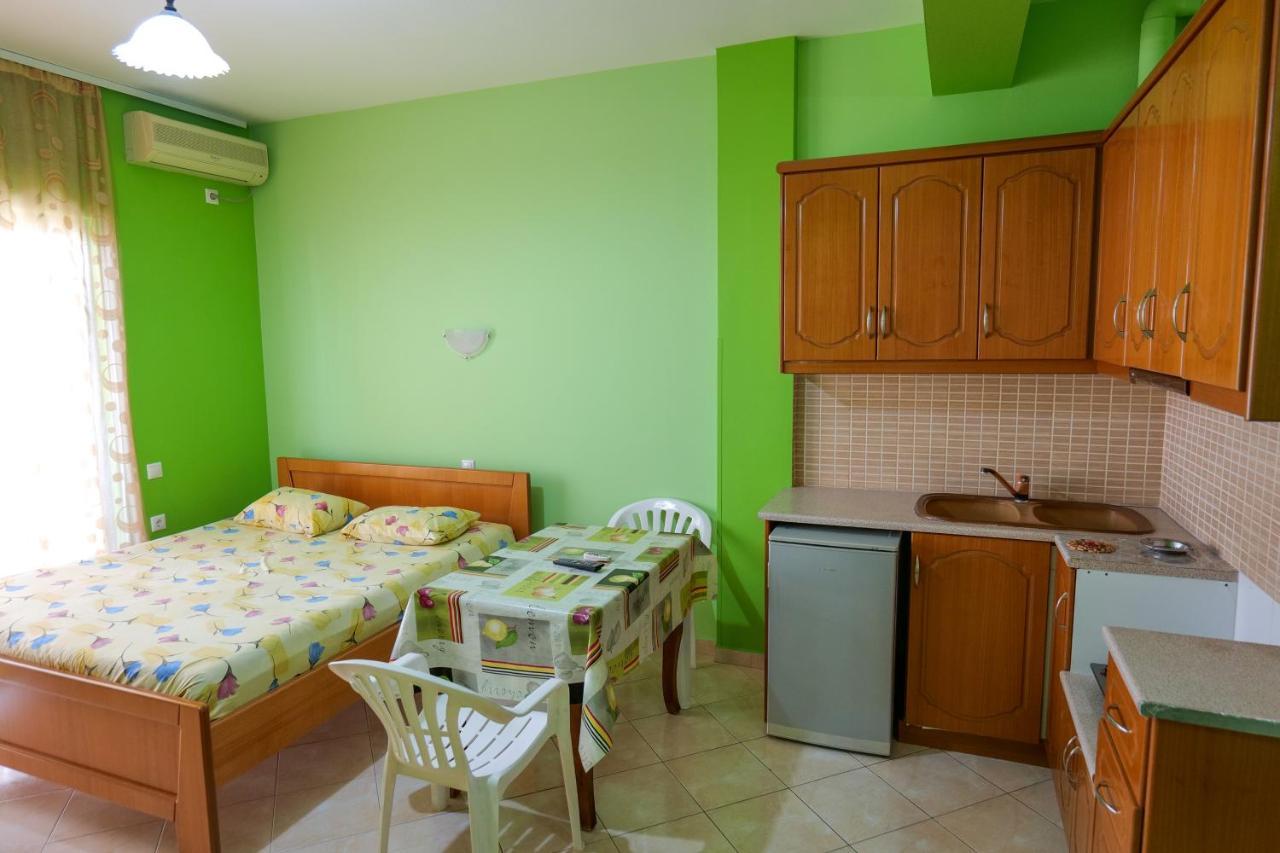 Vila Lida Sarandë Exteriör bild
