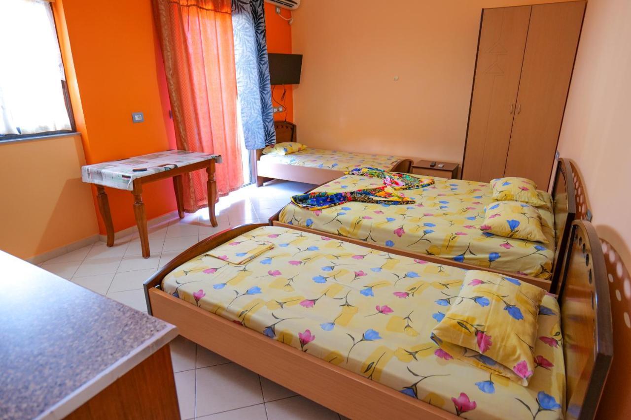 Vila Lida Sarandë Exteriör bild