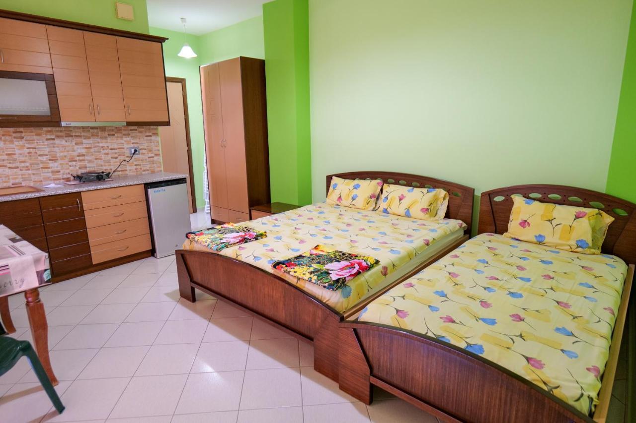 Vila Lida Sarandë Exteriör bild