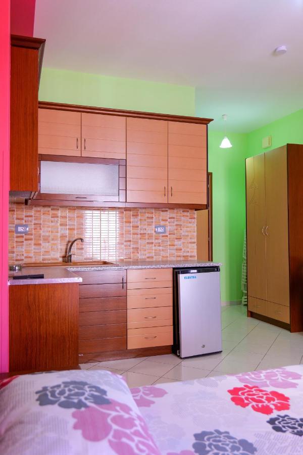 Vila Lida Sarandë Exteriör bild