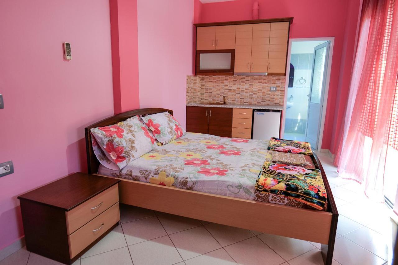 Vila Lida Sarandë Exteriör bild