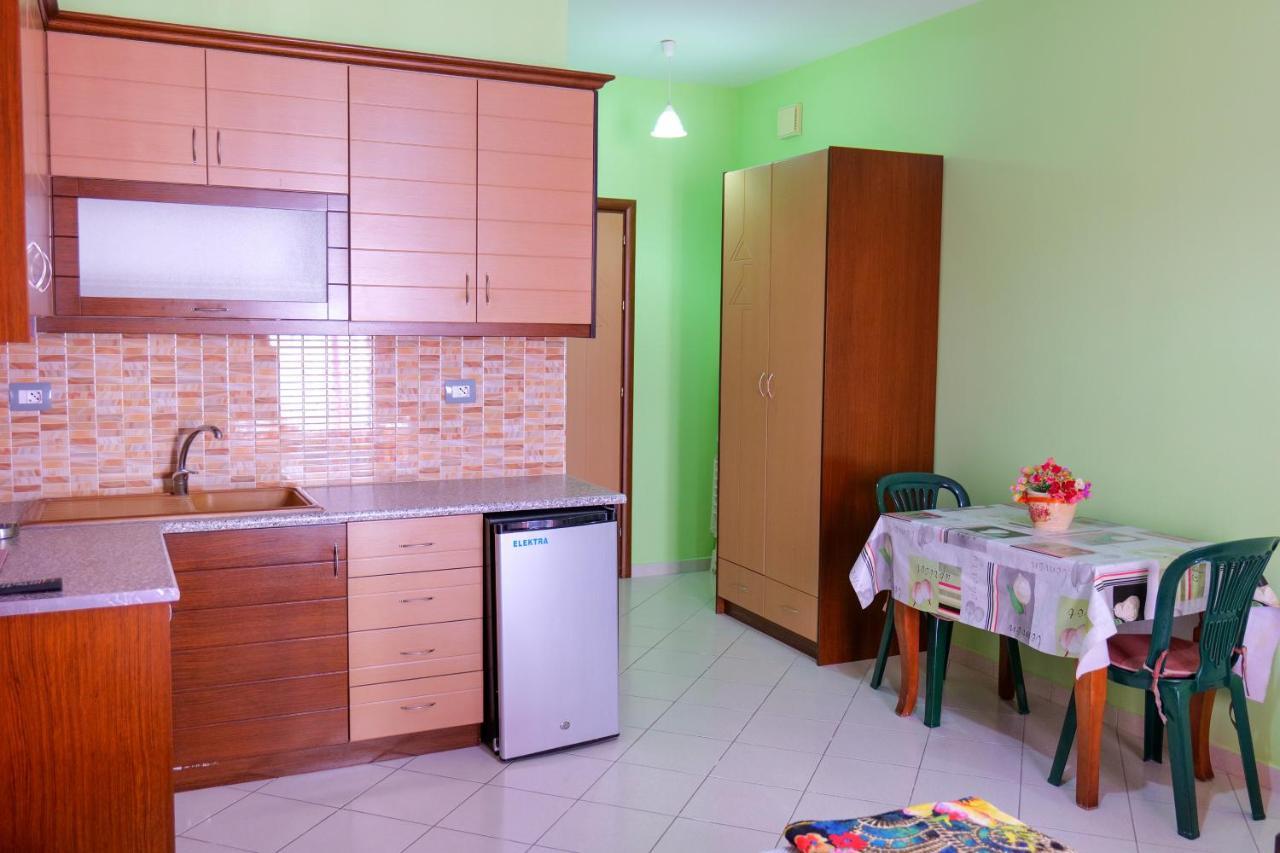 Vila Lida Sarandë Exteriör bild
