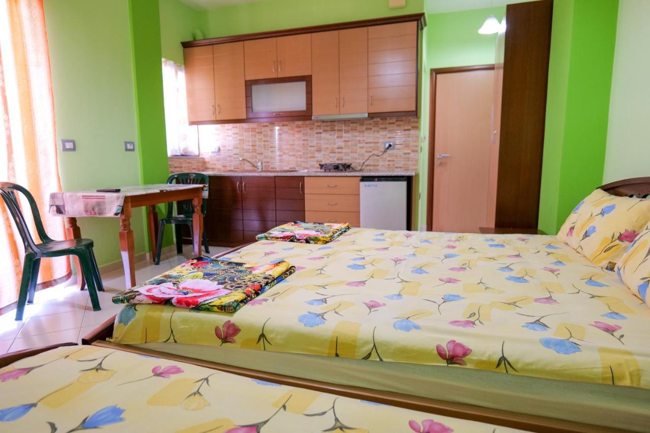 Vila Lida Sarandë Exteriör bild