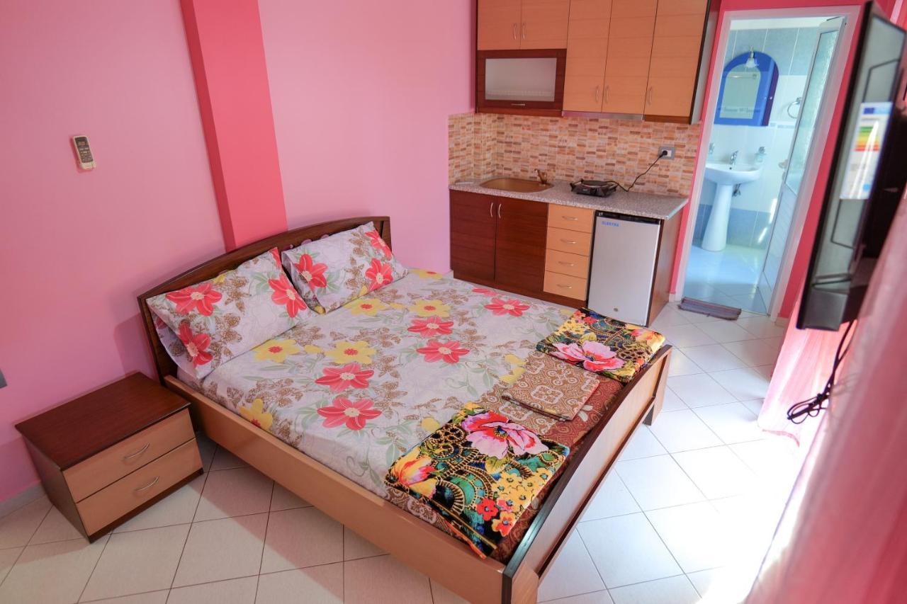Vila Lida Sarandë Exteriör bild